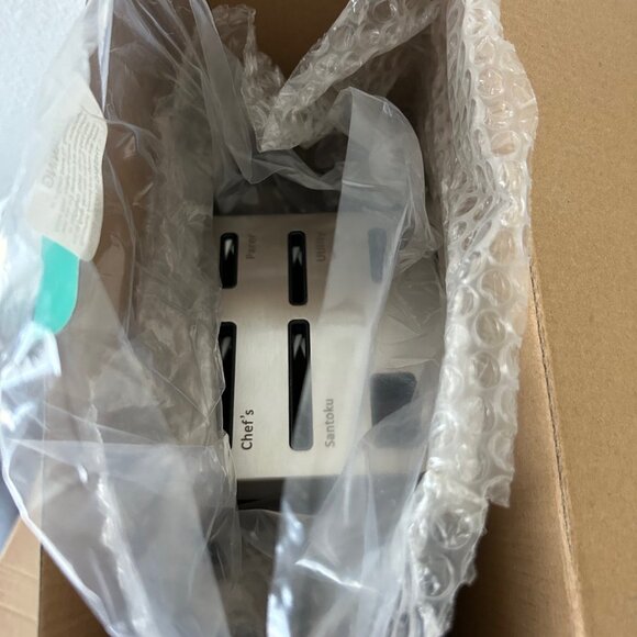 Henckels Definition 7-Piece Self-Sharpening Knife Block Set NIB - Picture 5 of 10